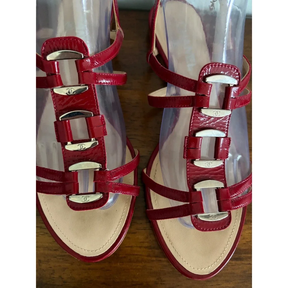 Vtg CHANEL Red Patent Leather Strappy Sling Back Sandals Size 40/US 9-9.5